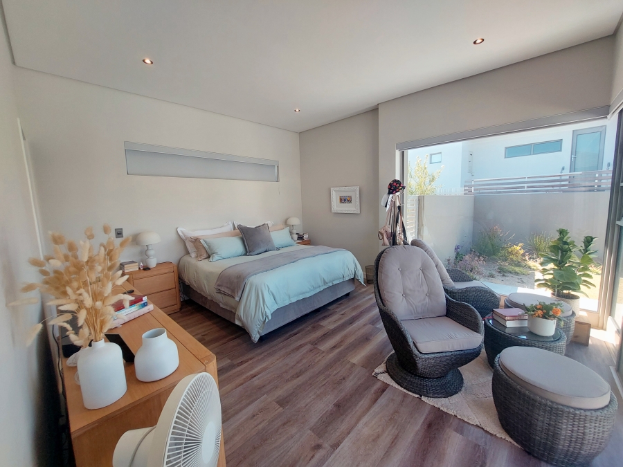 4 Bedroom Property for Sale in Oubaai Western Cape